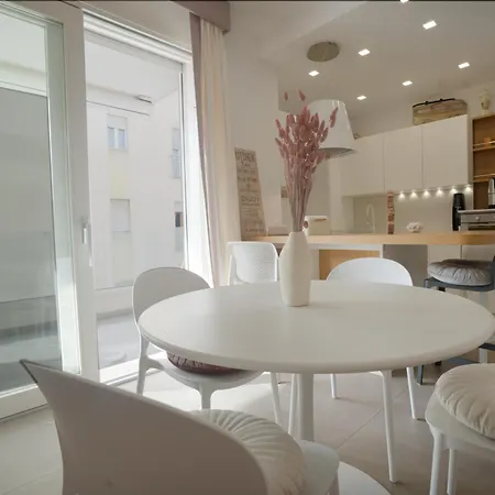 Apartment Rossini Deluxe *